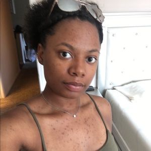 Meet your Posher, Deanna